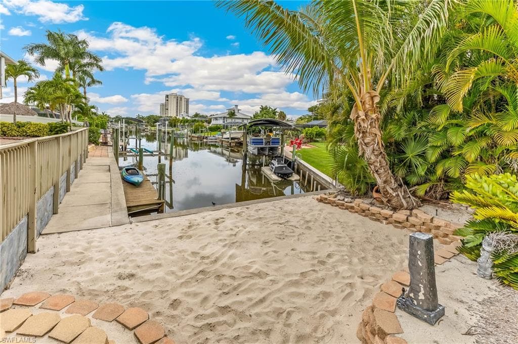 4692 Spring Creek DR-36