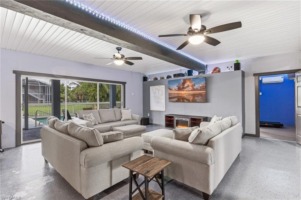 4692 Spring Creek DR-28