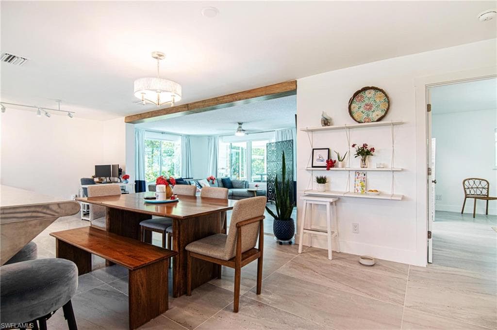 1300 Thompson ST-30