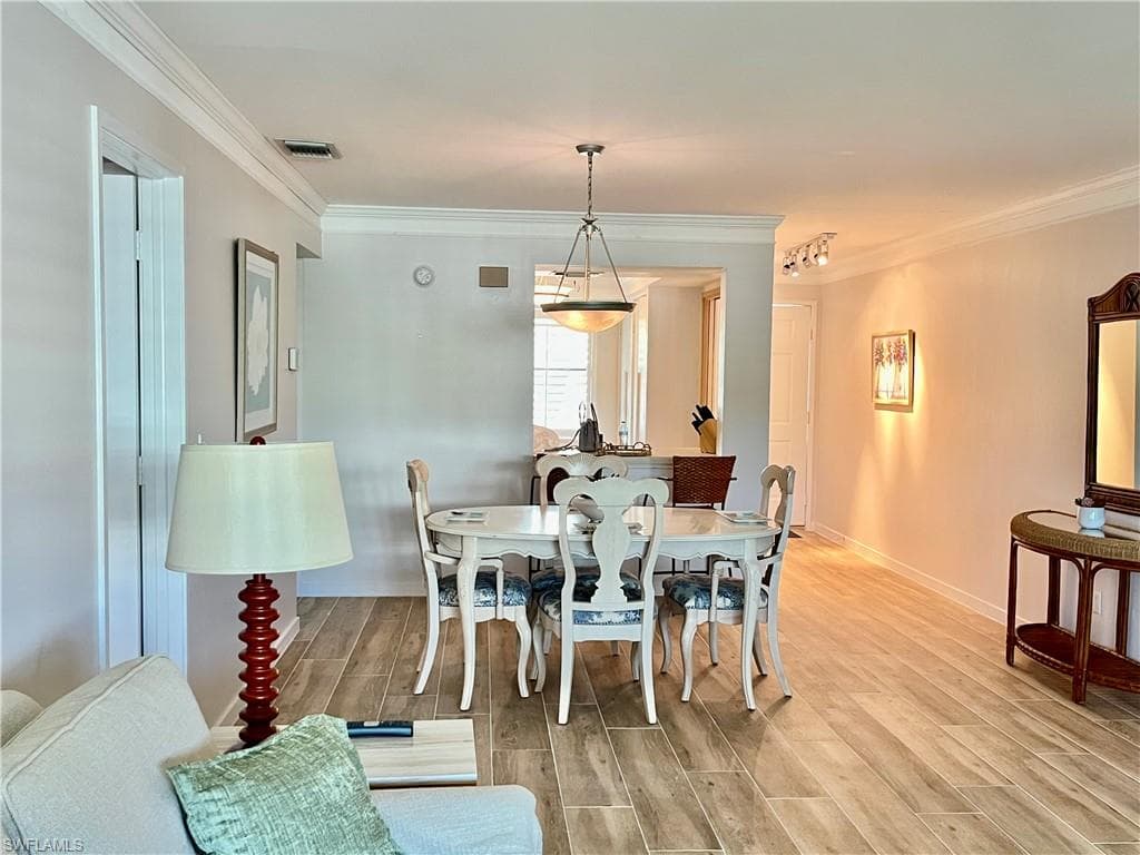 4300 Belair LN 9-6