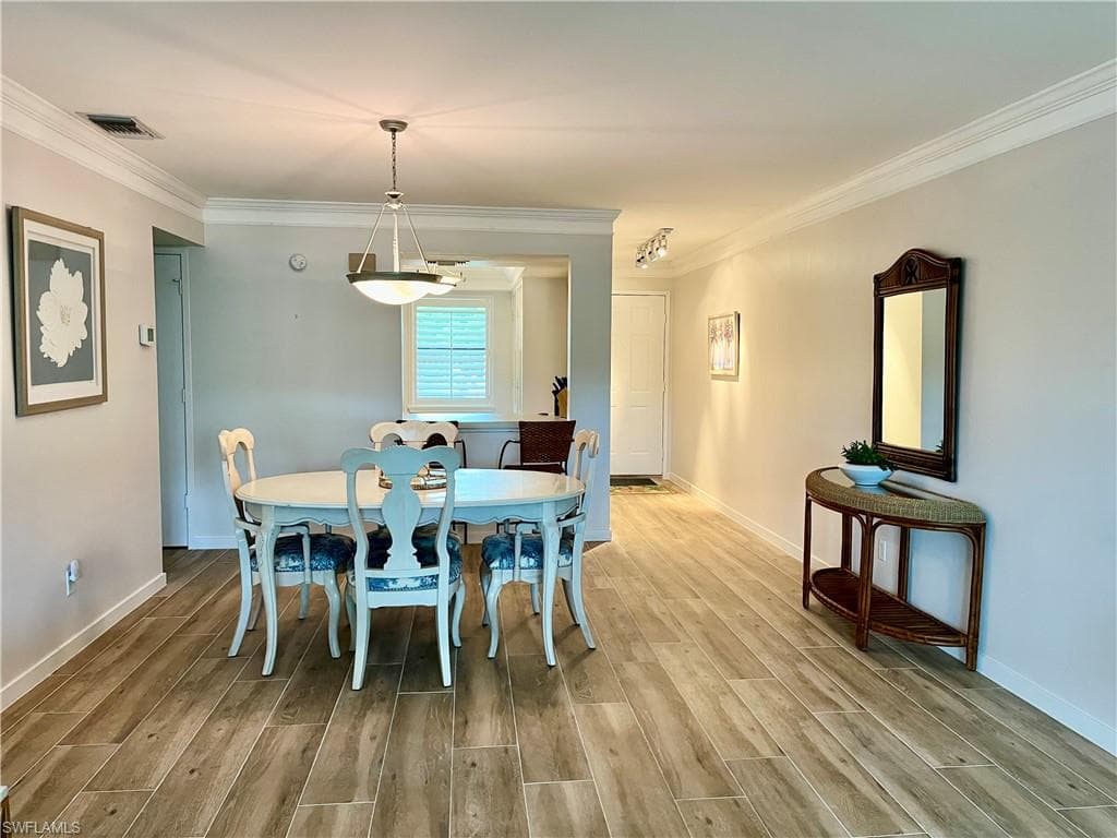 4300 Belair LN 9-7