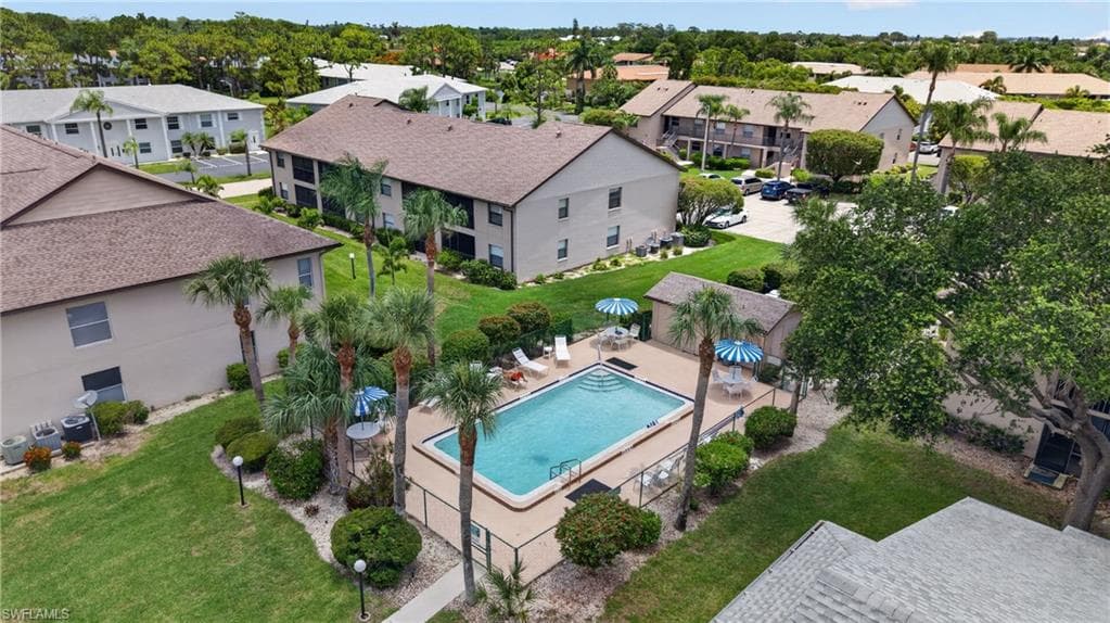 5725 Foxlake DR 5-24