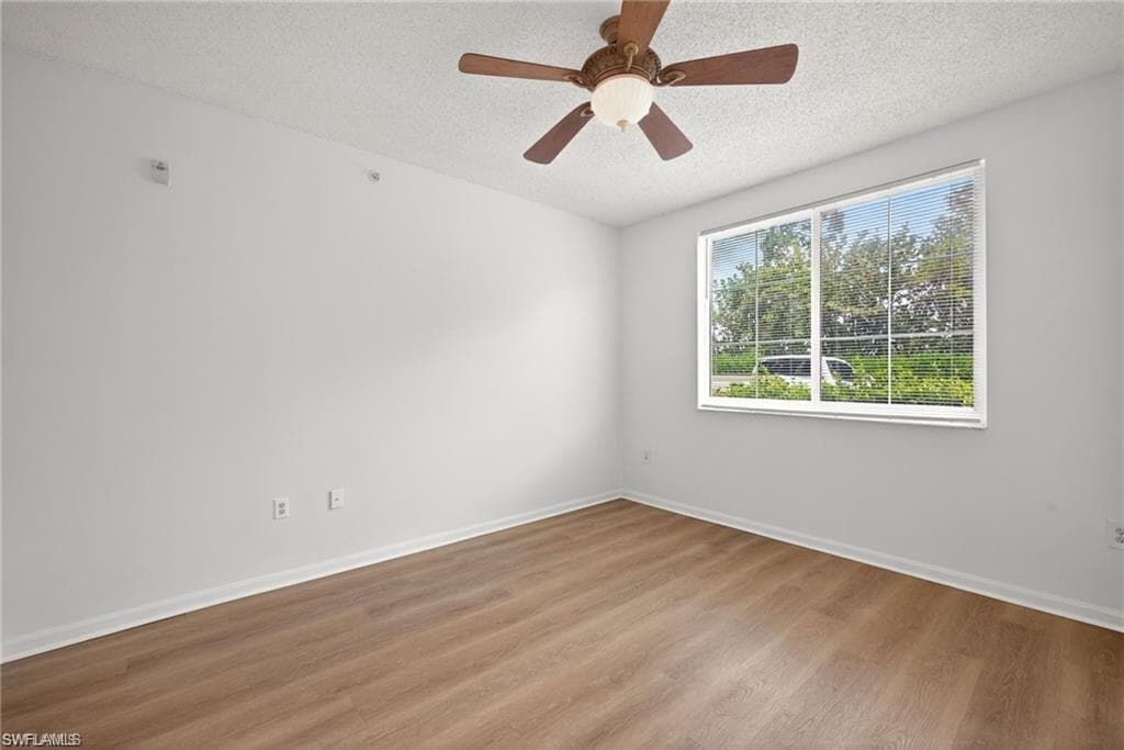 1200 Reserve WAY 105-12