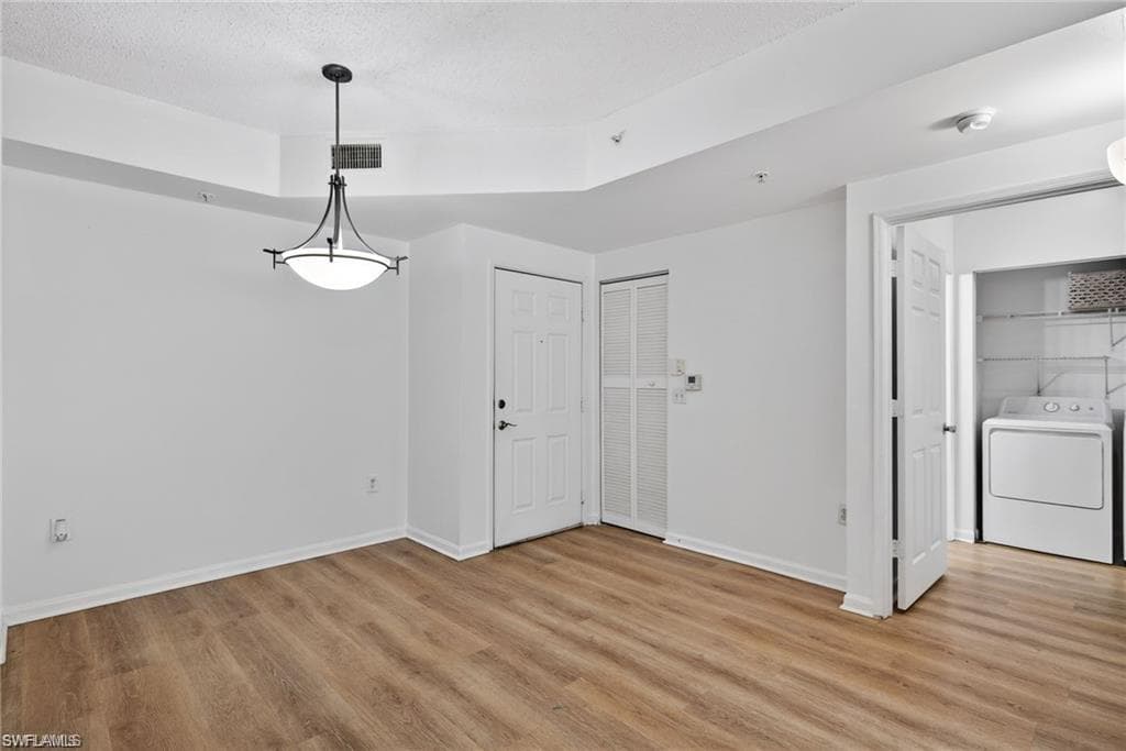 1200 Reserve WAY 105-6