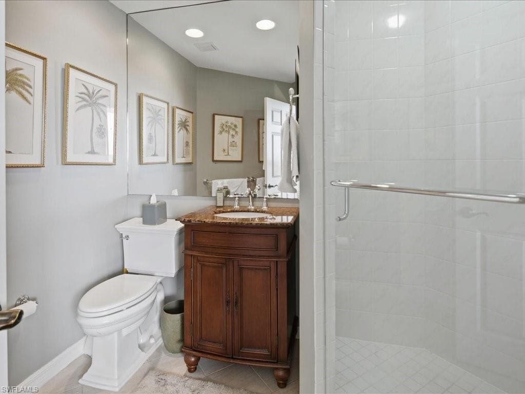 425 Cove Tower DR 901-26