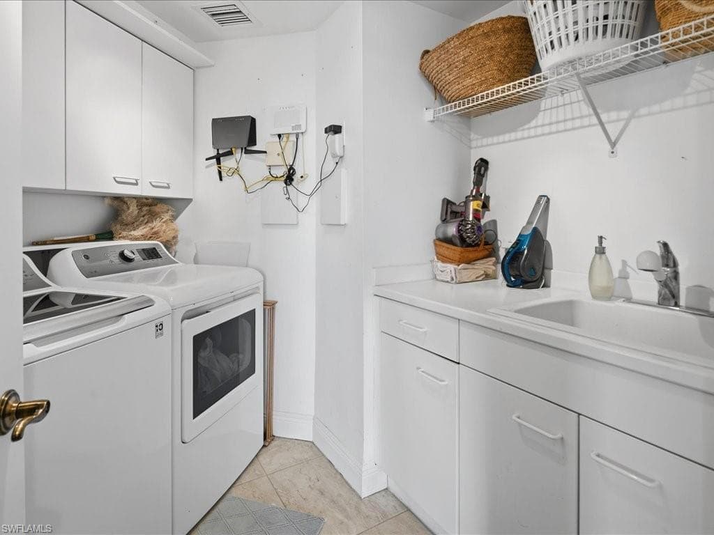 425 Cove Tower DR 901-31