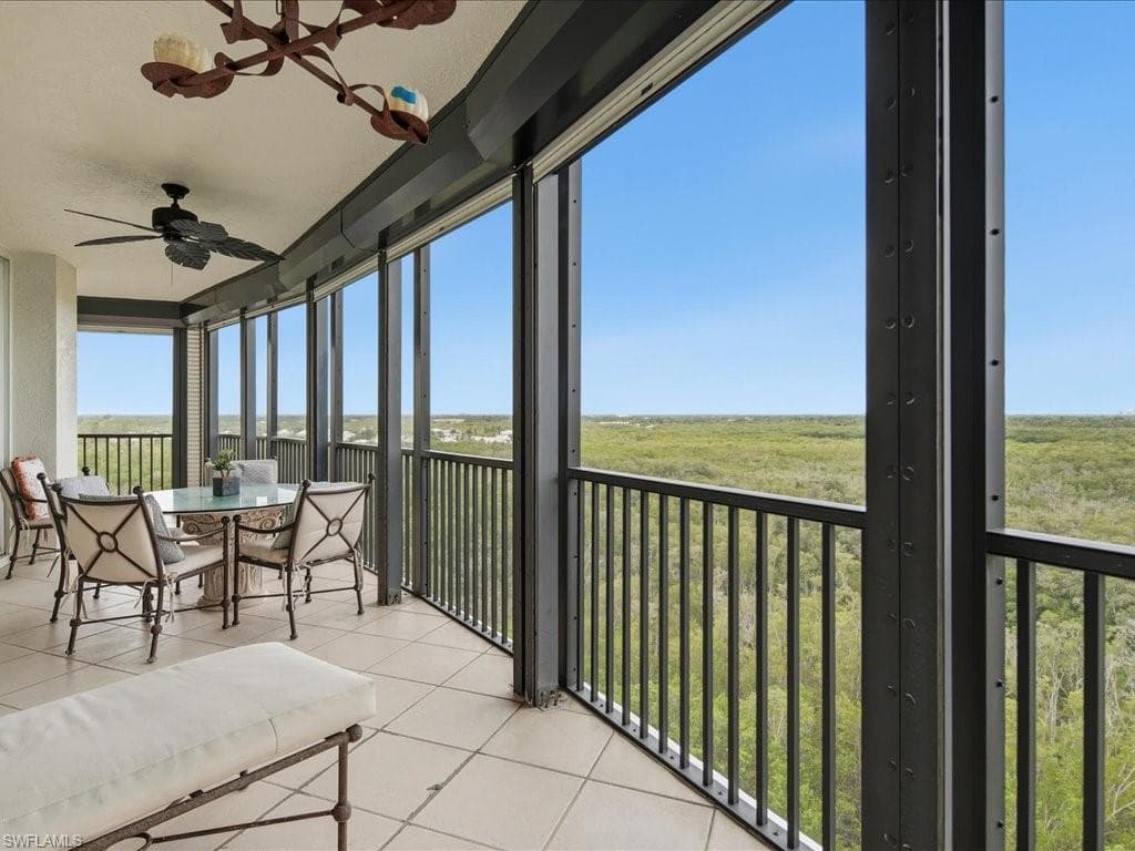 425 Cove Tower DR 901-23