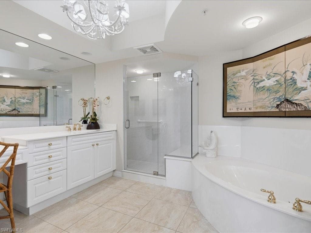 425 Cove Tower DR 901-17