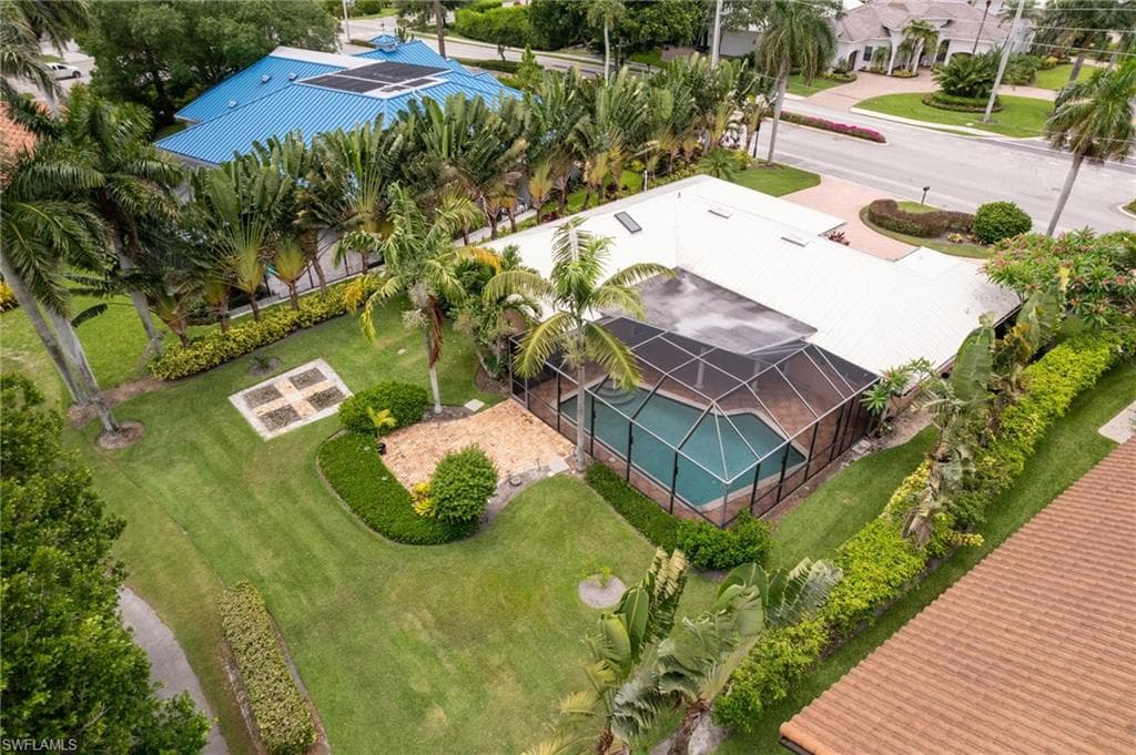 520 Harbour DR-6