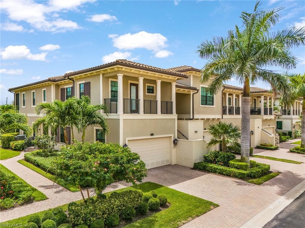 2488 Breakwater WAY 13101-28