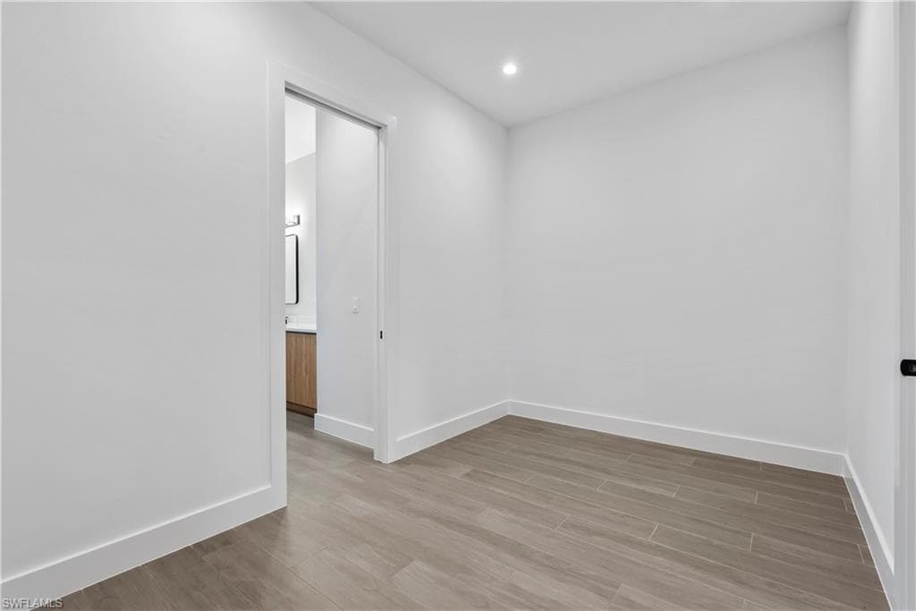 3194 56th AVE NE-19