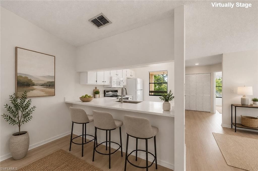 9265 Lake Park DR 201-6