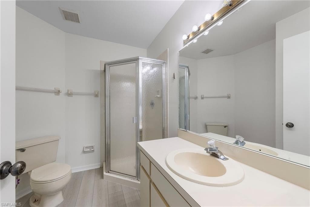 9265 Lake Park DR 201-27
