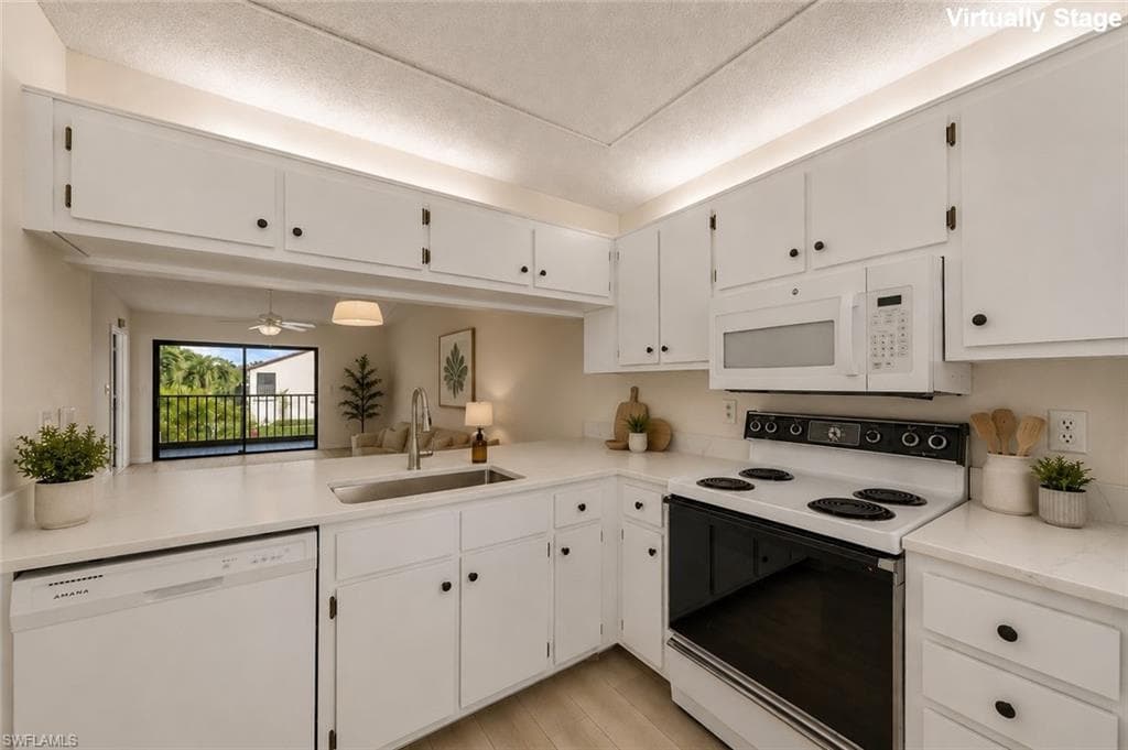 9265 Lake Park DR 201-8