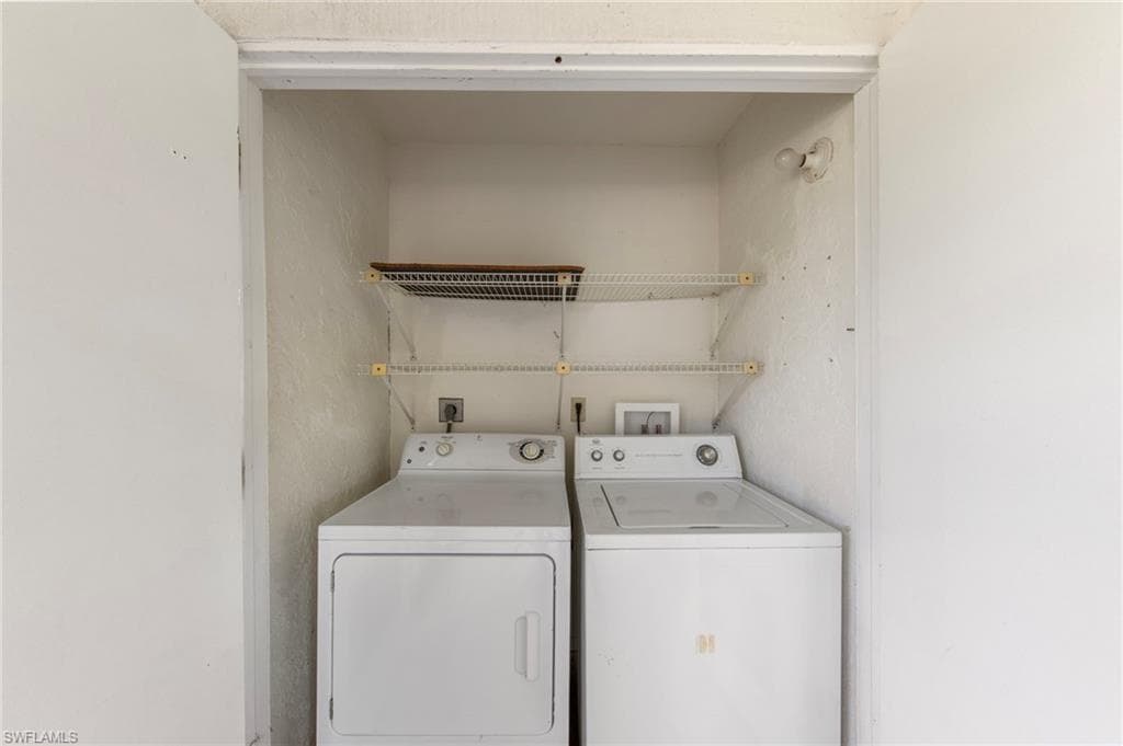 9265 Lake Park DR 201-33