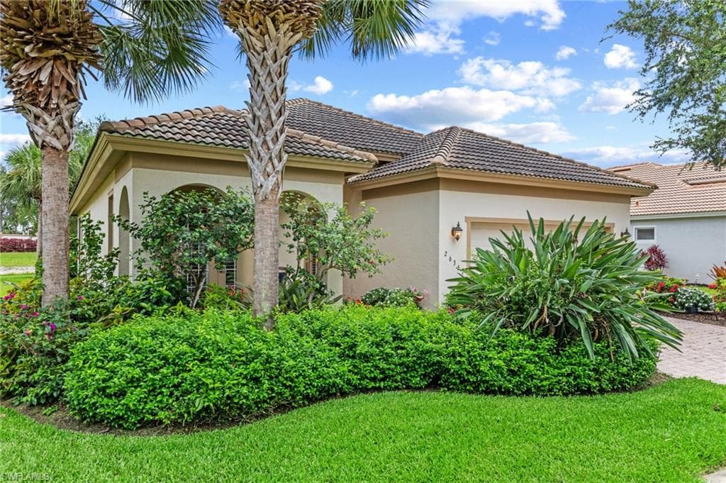26351 Stonewall LN-29