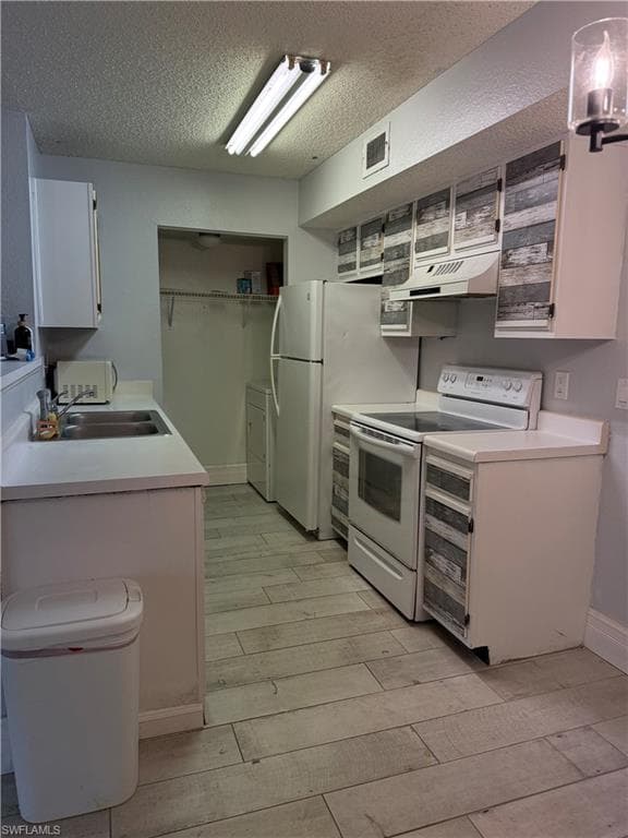 12520 Equestrian CIR 306-1