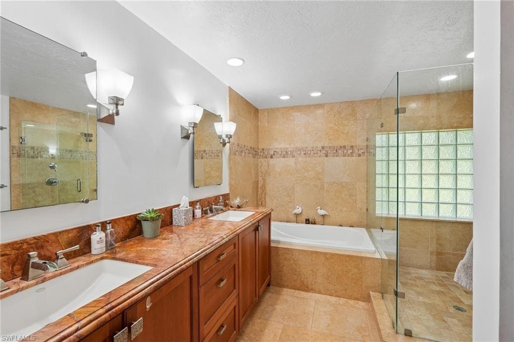 4980 Tamarind Ridge DR-22