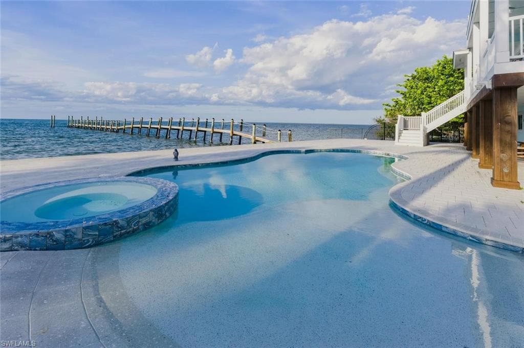 7660 Bocilla LN-4