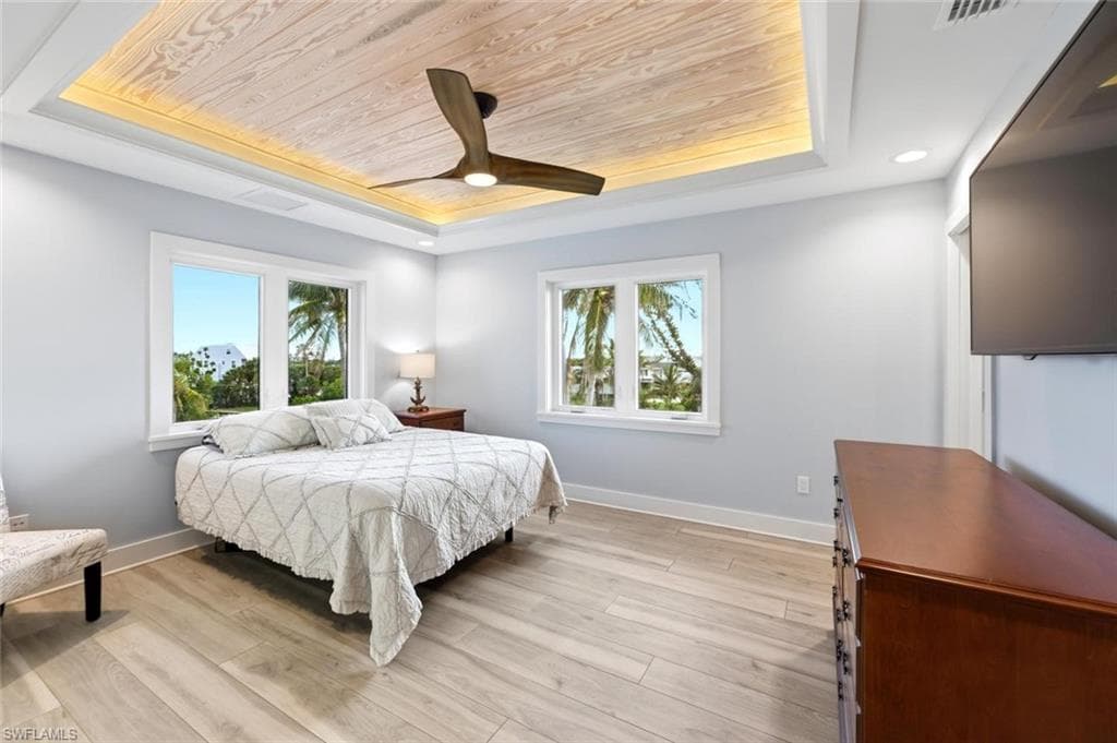 7660 Bocilla LN-32