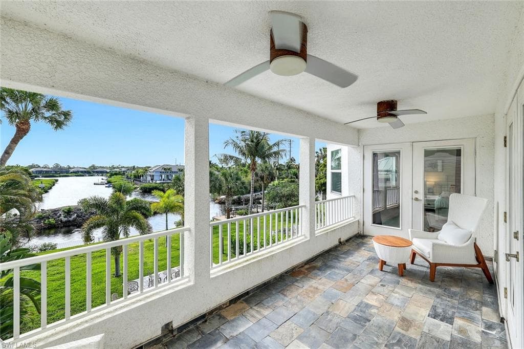 6053 Montego Bay LOOP-32