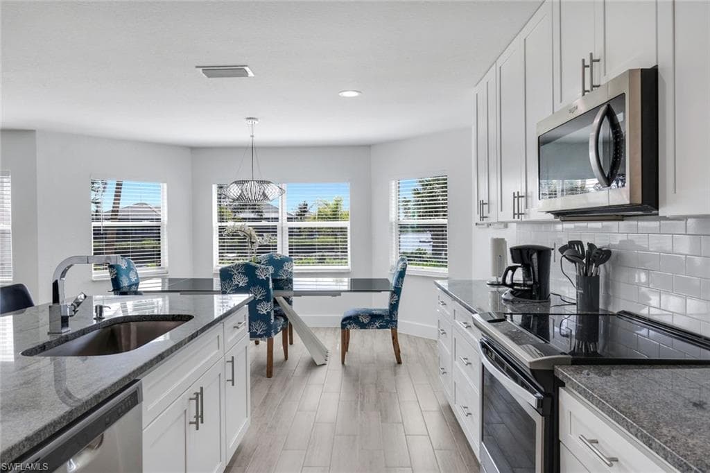 6053 Montego Bay LOOP-17