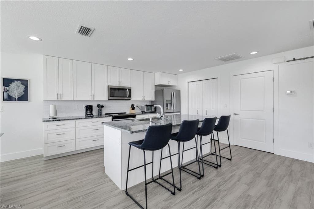 6053 Montego Bay LOOP-14