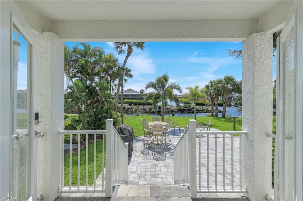 6053 Montego Bay LOOP-34