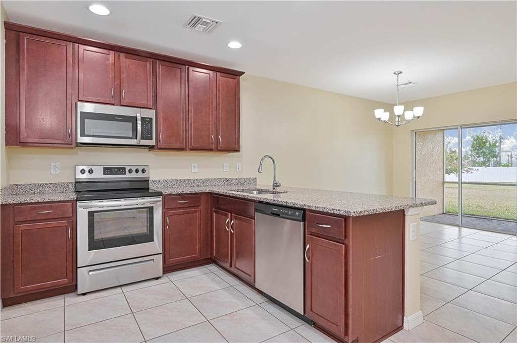 3739 Crofton CT-6