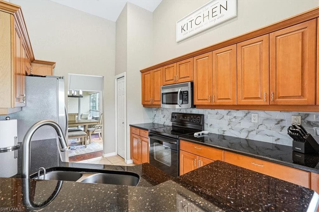5615 Sherborn DR 201-5