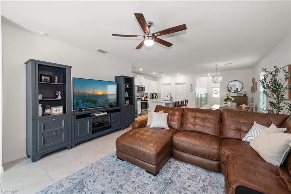7149 Ponderosa Pine DR-1