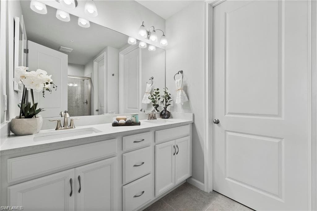 4676 Arboretum CIR 102-18