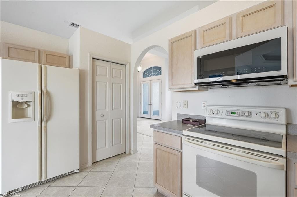 18144 Royal Hammock BLVD-16