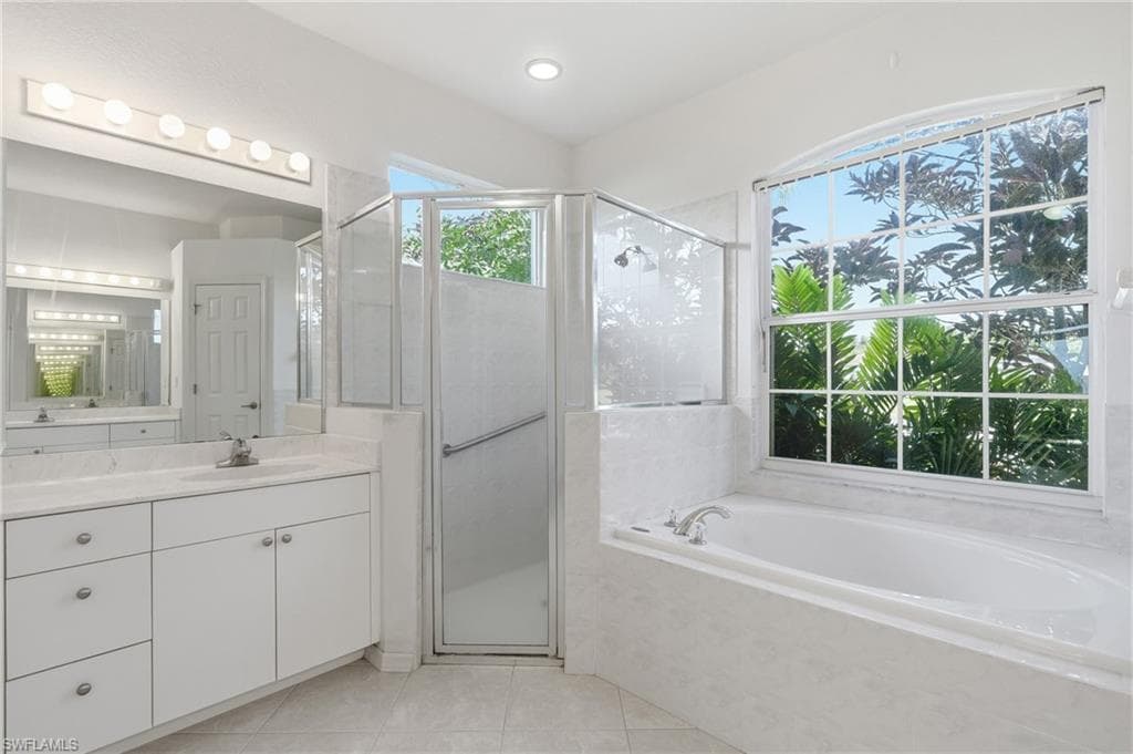18144 Royal Hammock BLVD-24