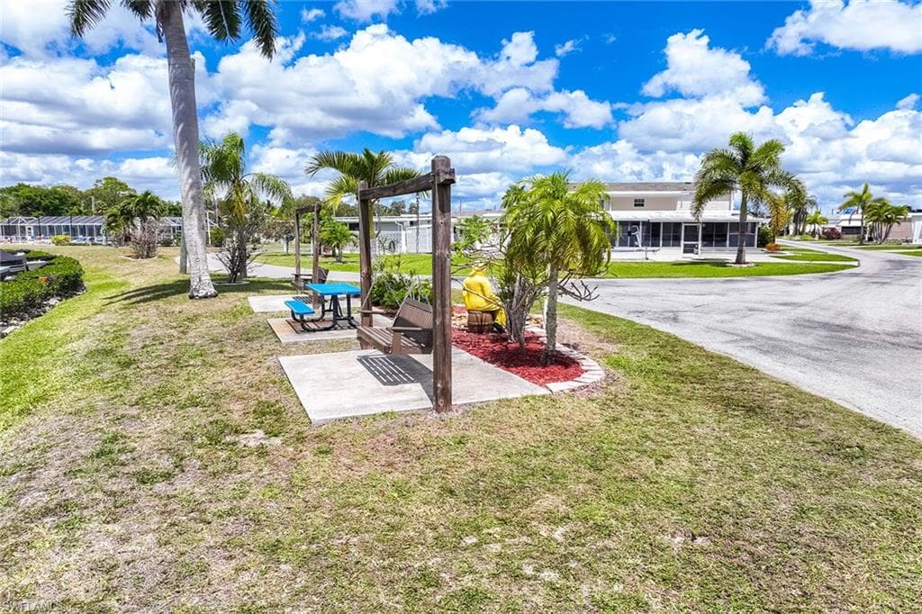 20751 Garden DR-18