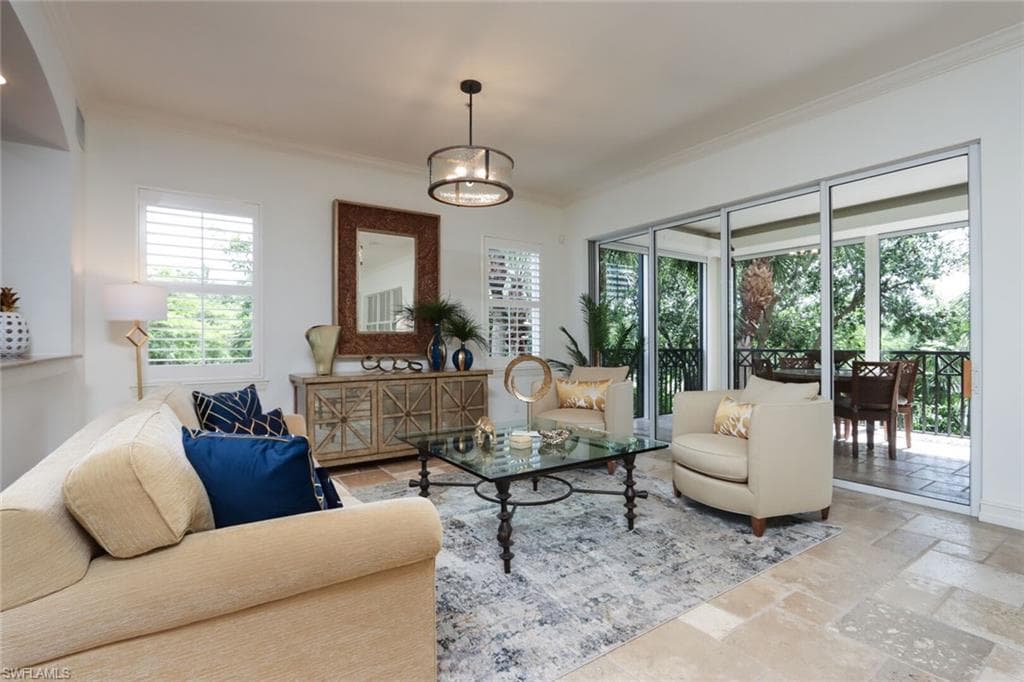 2868 Tiburon BLVD E 102-4