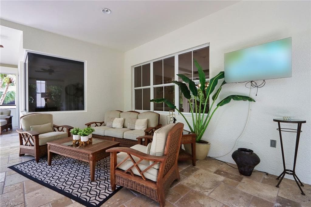2868 Tiburon BLVD E 102-19