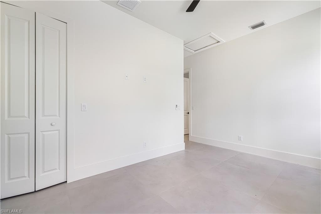 1805 W 10th ST-29
