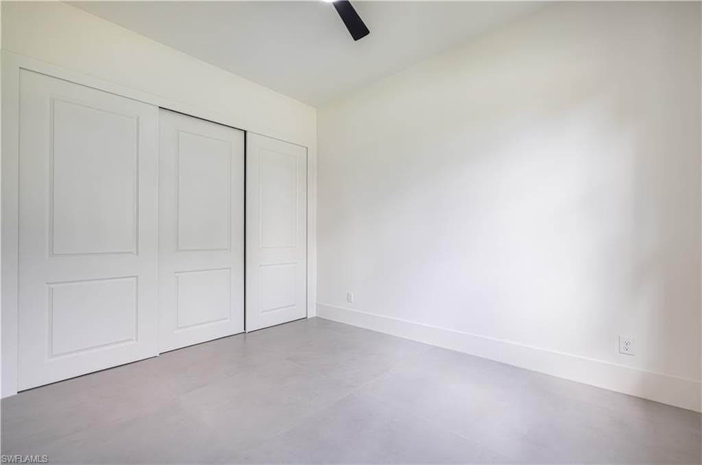 1805 W 10th ST-24