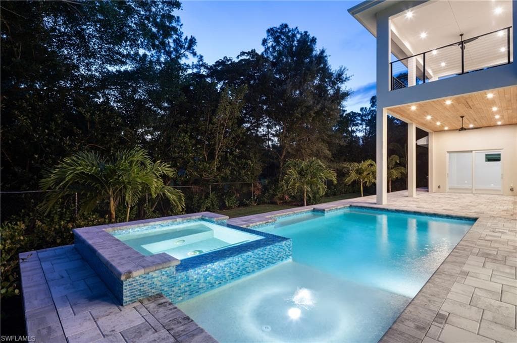 2854 Coach House WAY-1