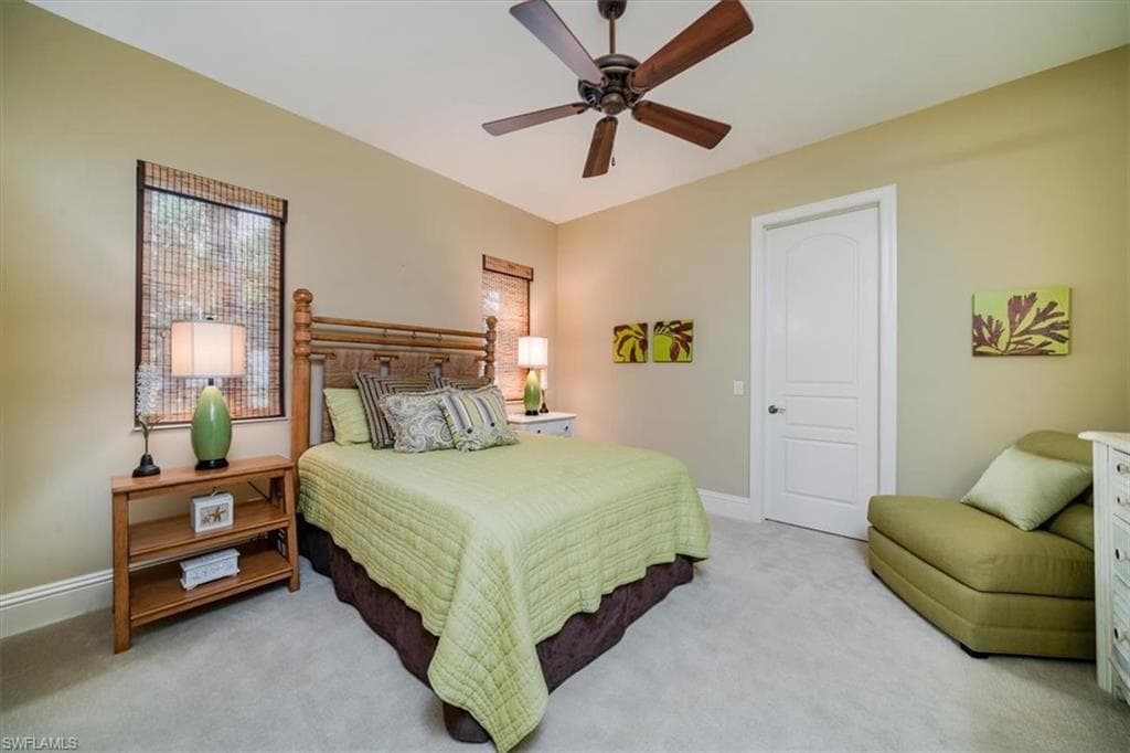 6113 Sunnyslope DR-21