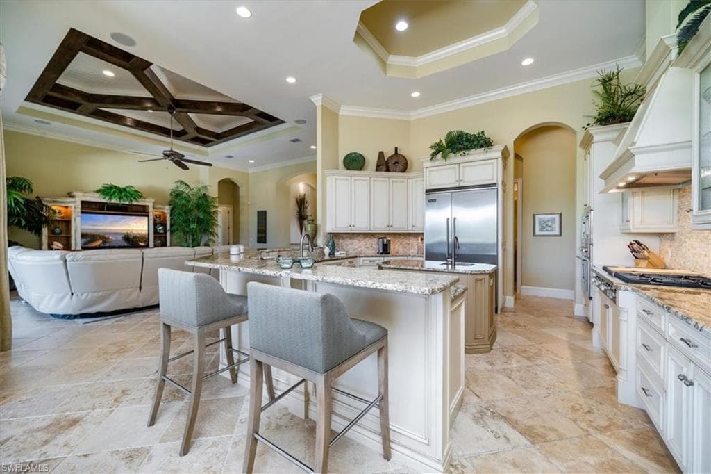 6113 Sunnyslope DR-8
