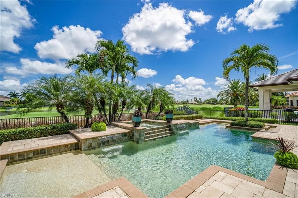 6113 Sunnyslope DR-34
