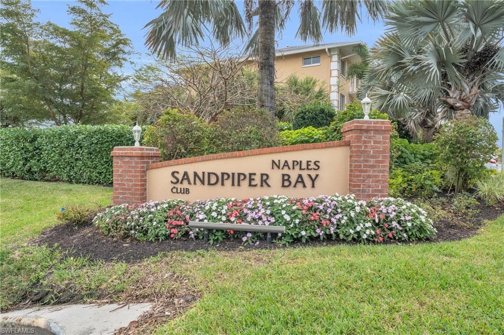 3031 Sandpiper Bay CIR F205-1