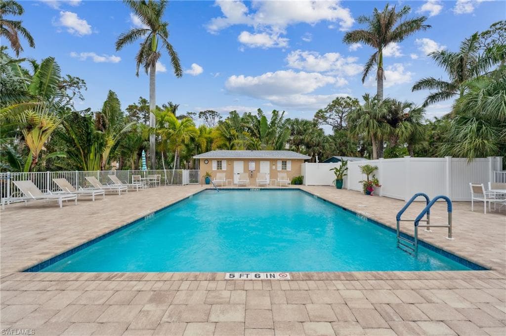 3031 Sandpiper Bay CIR F205-35