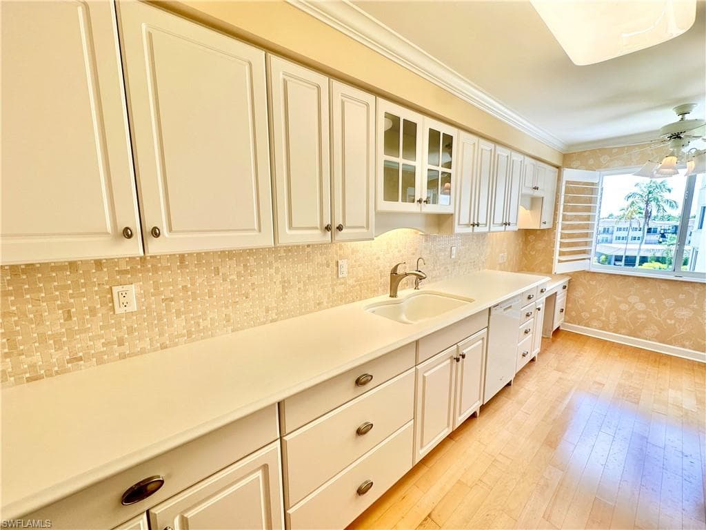 3420 Gulf Shore BLVD N 43-4