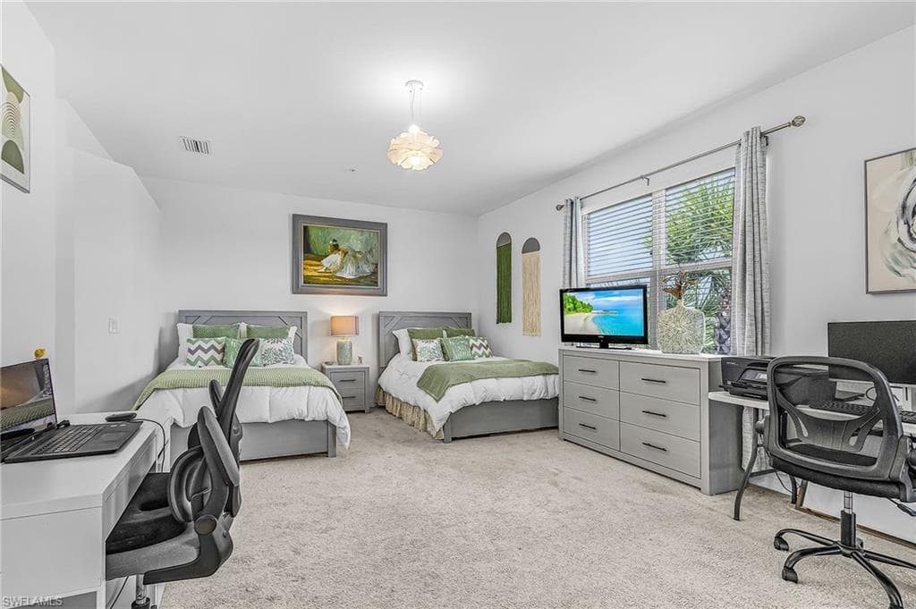 5686 Melbourne CT 7322-7