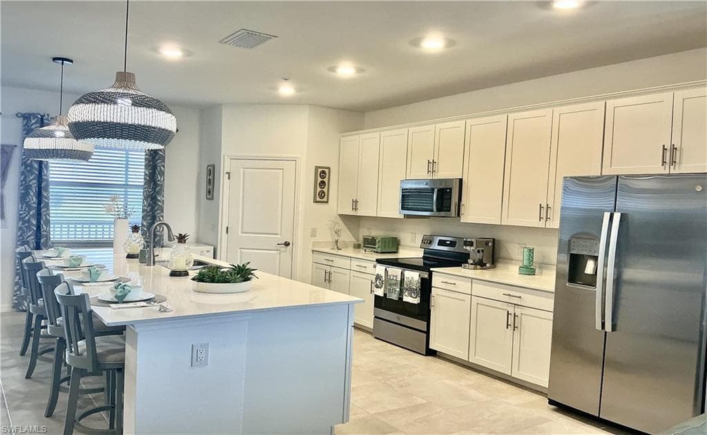 5686 Melbourne CT 7322-5