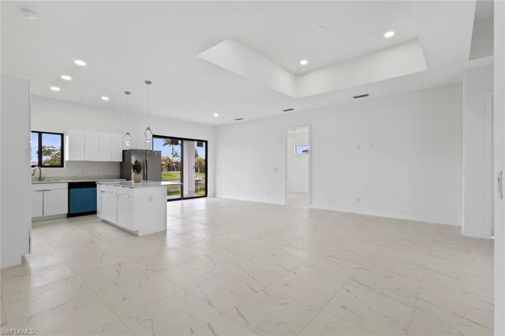 2130 NE 26th ST-15