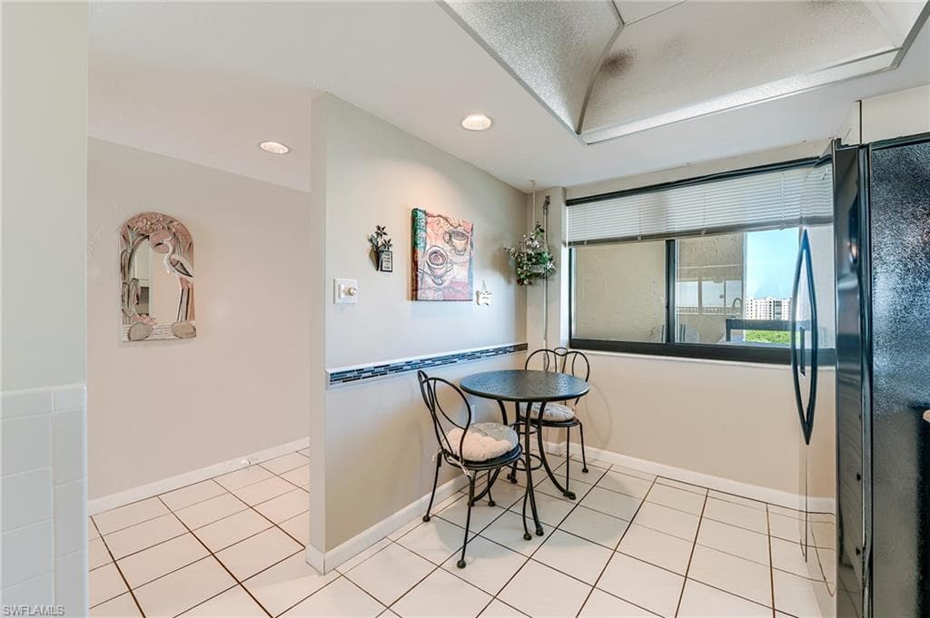 8400 Estero BLVD 903-12